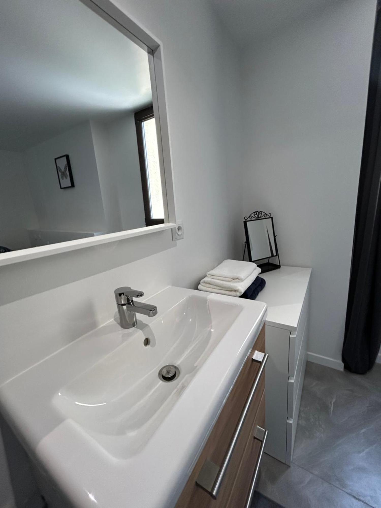 Residence "A Torbia" , 4 Appartements De 2 A 6 Personnes ลา ทัวร์บี ห้อง รูปภาพ